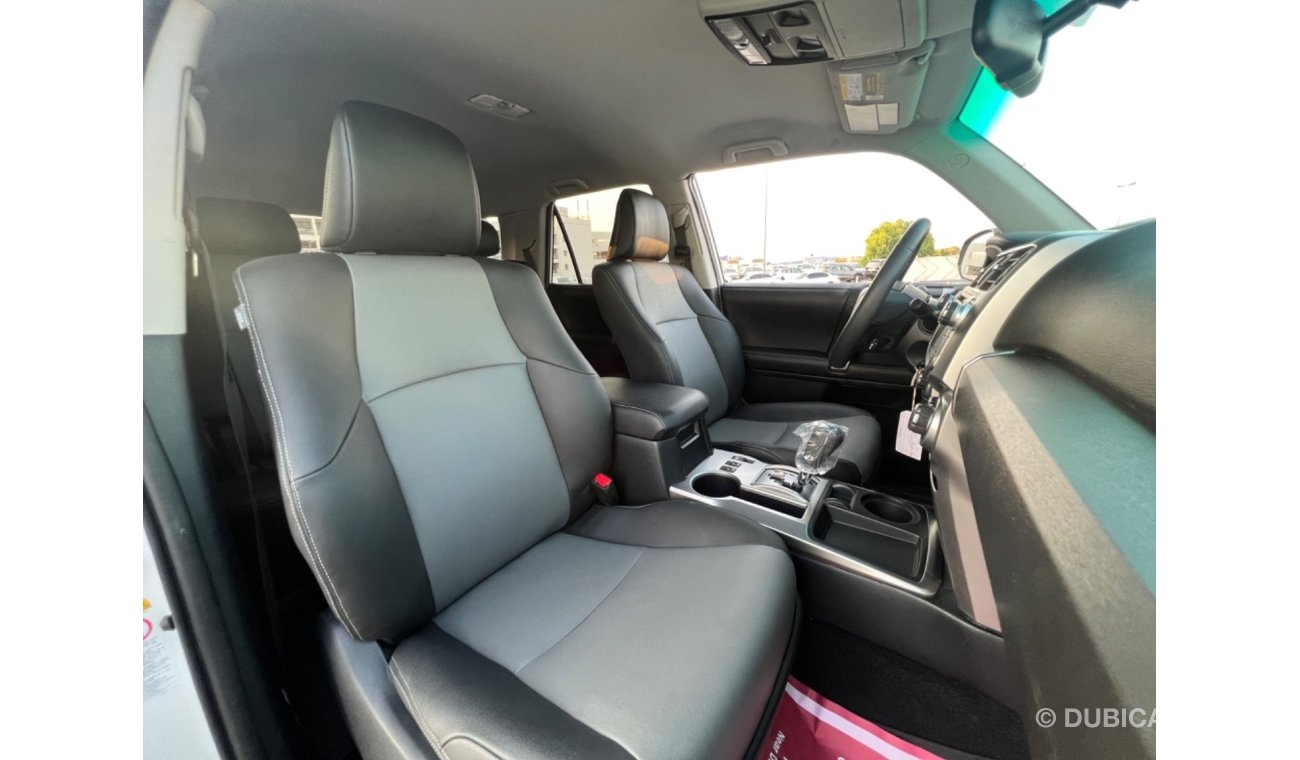 تويوتا 4Runner 2019 SR5 PREMIUM SUNROOF 7 SEATER FULL OPTION