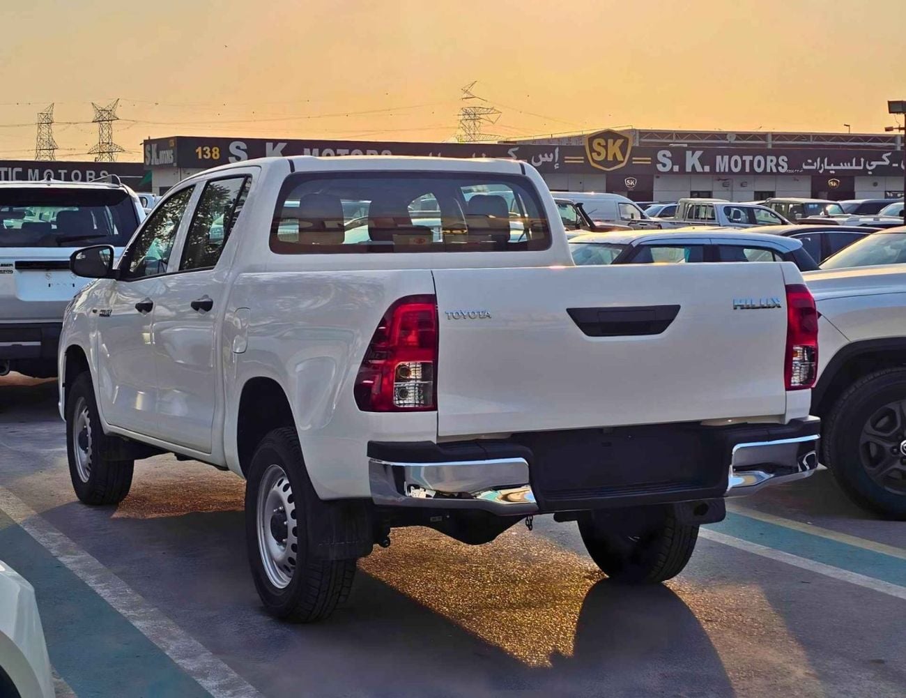 Toyota Hilux TOYOTA HILUX || NARROW BODY || 2.4L DIESEL MANUAL / Only For Africa