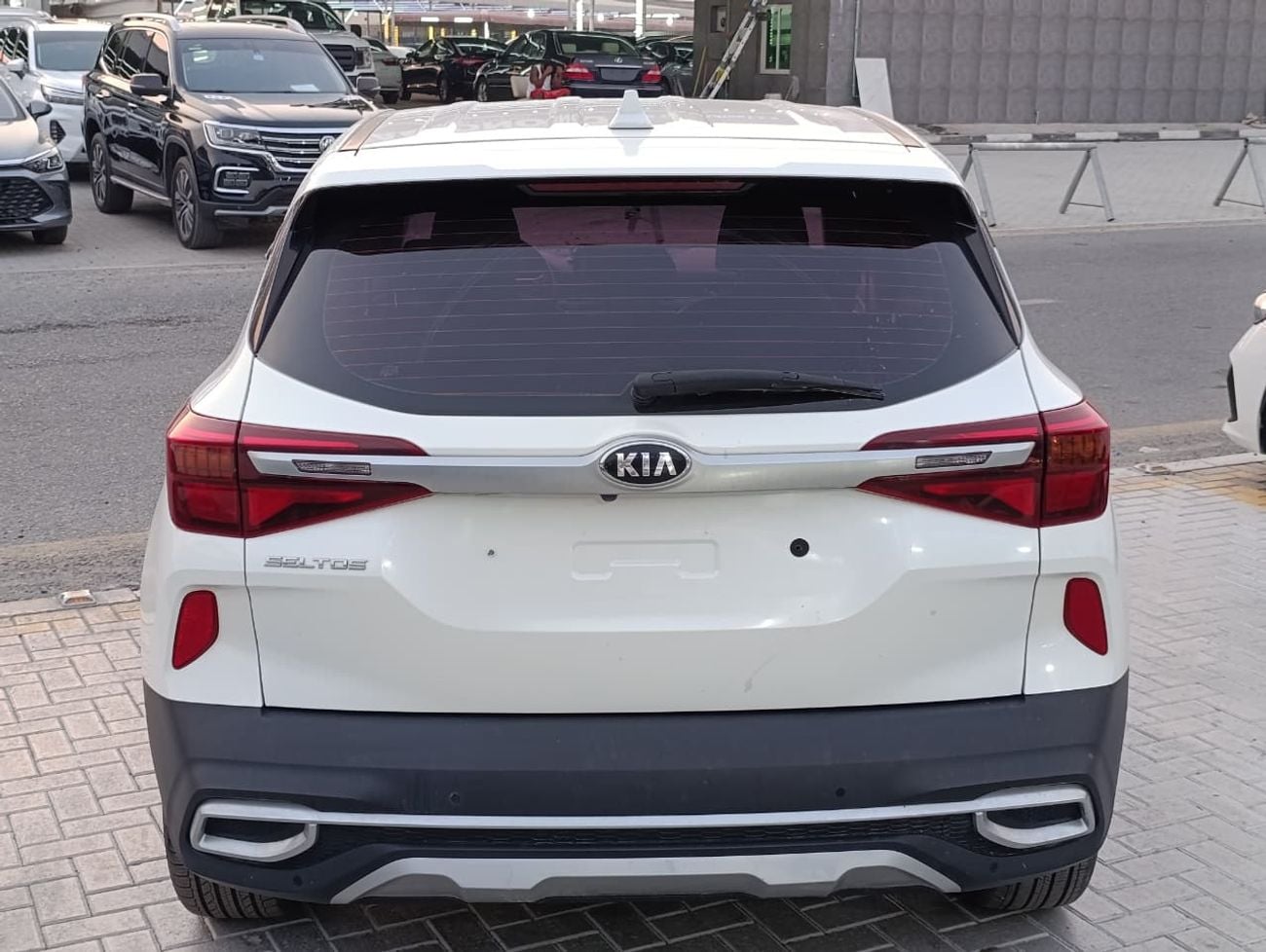 Kia Seltos EX