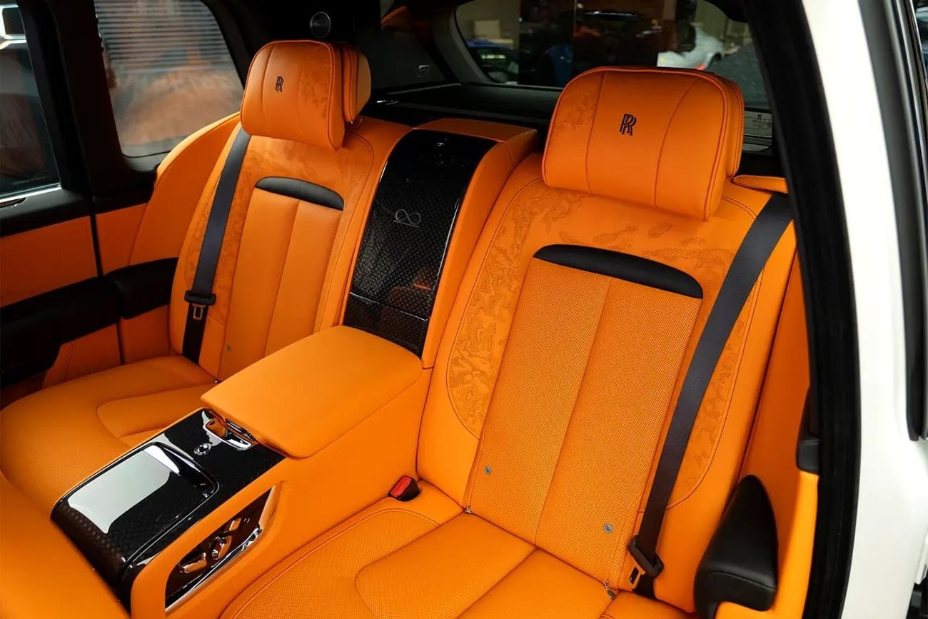 Rolls-Royce Cullinan ROLLS ROYCE | CULLINAN BLACK BADGE | GCC SPECS | DEALER WARRANTY + SERVICE CONTRACT