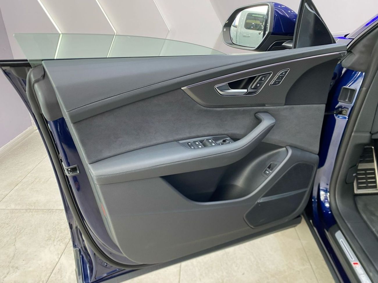 أودي RSQ8 TFSI quattro 4.0L