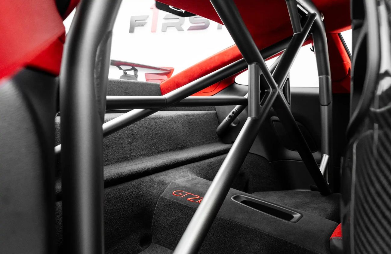 بورش 911 3.8L F6 Twin-Turbocharged Engine