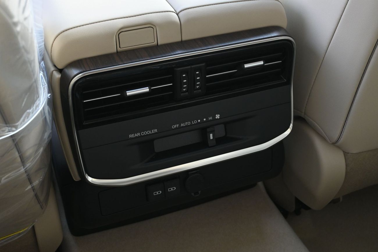 تويوتا لاند كروزر GXR Toyota Land Cruiser GX-R 4.0L V6 Petrol Model 2026