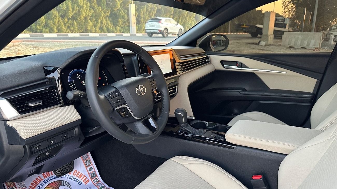تويوتا كامري GLE 2.5L