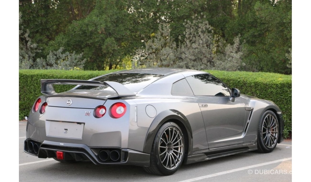 Nissan GTR NISSAN GTR 2014 FULL OPTION (CLEAN TITLE) FULL CARBON FIBER