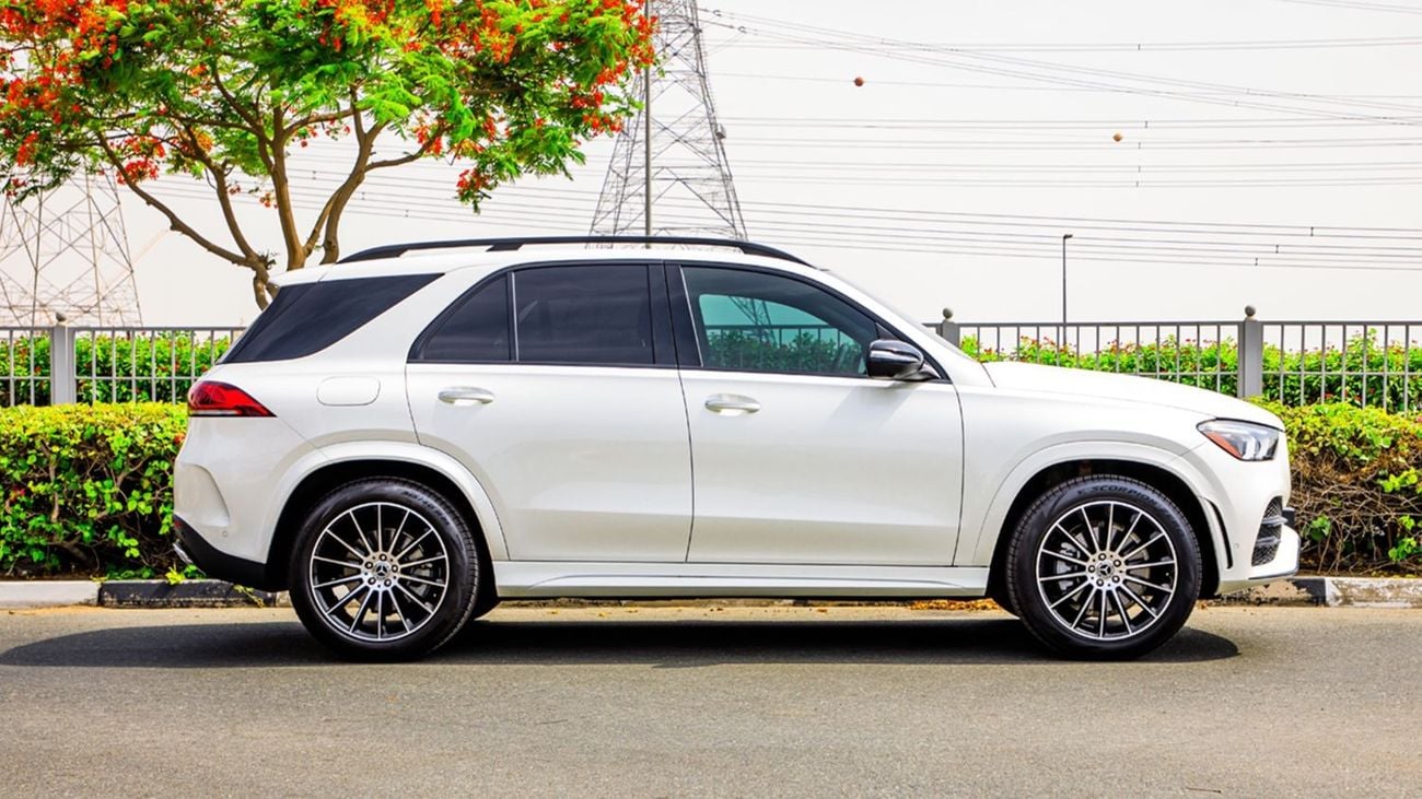 Mercedes-Benz GLE 350 4MATIC NIGHT PACK. Local Registration + 10%