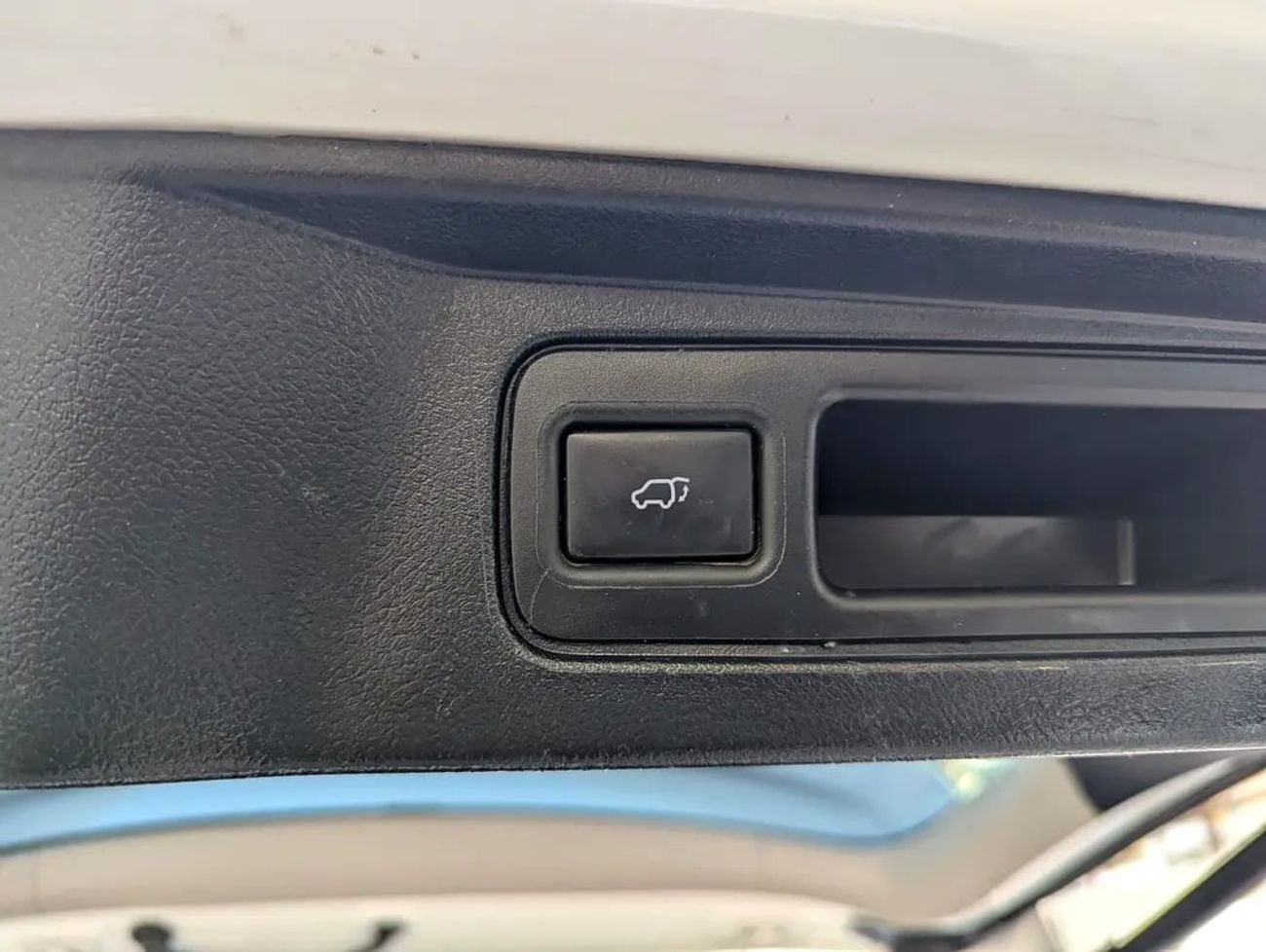 Toyota Fortuner DIESEL VXR Full Option V4 2.8L