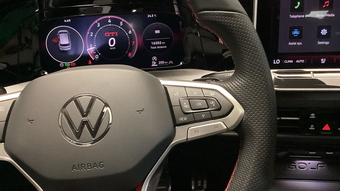 Volkswagen Golf GTI - Leather (HUD) | upto AED 20,000 Ramadan Discount | Guaranteed Warranty | 0 Down Payment