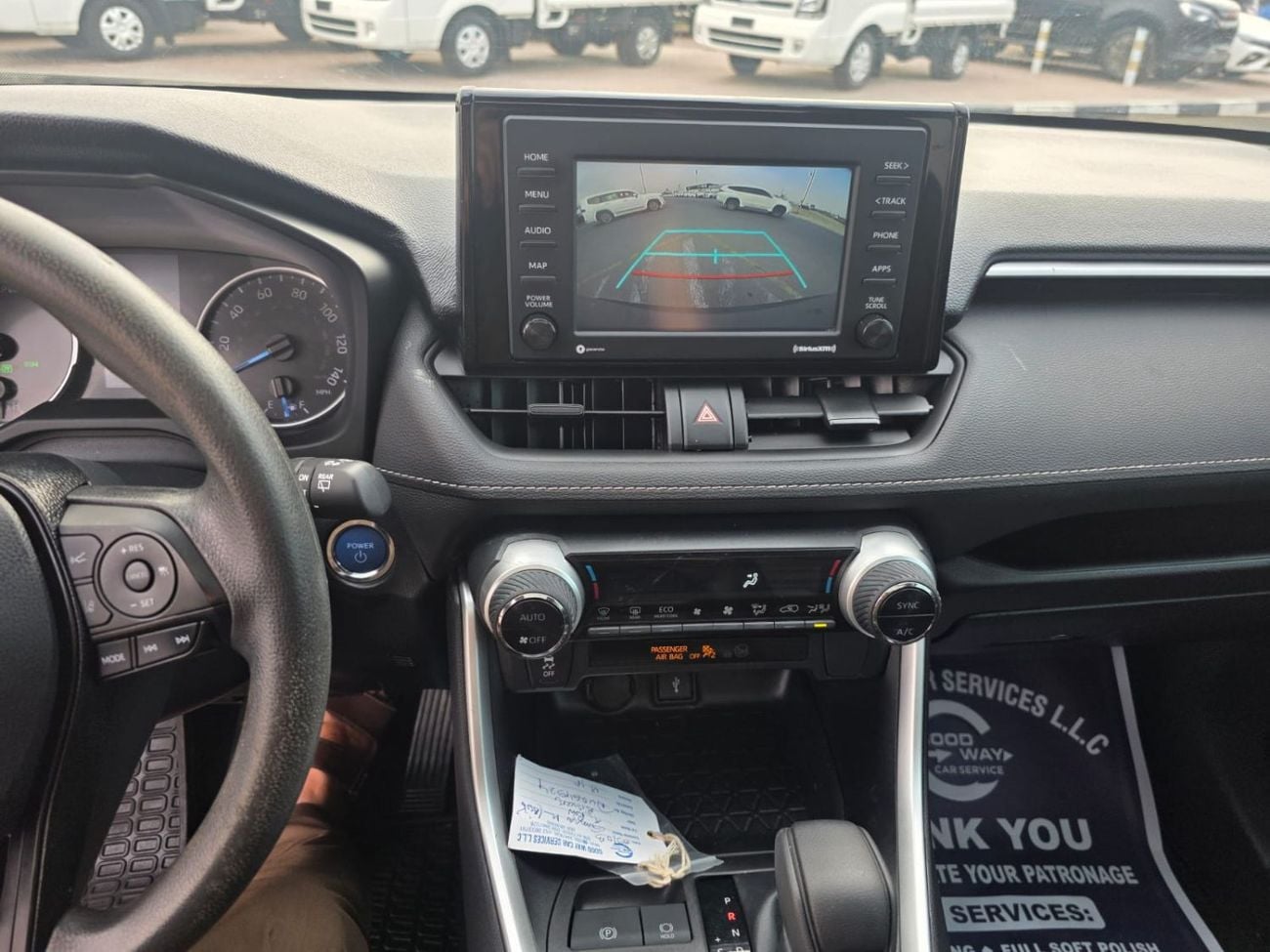 تويوتا راف ٤ 2.5L XLE Hybrid