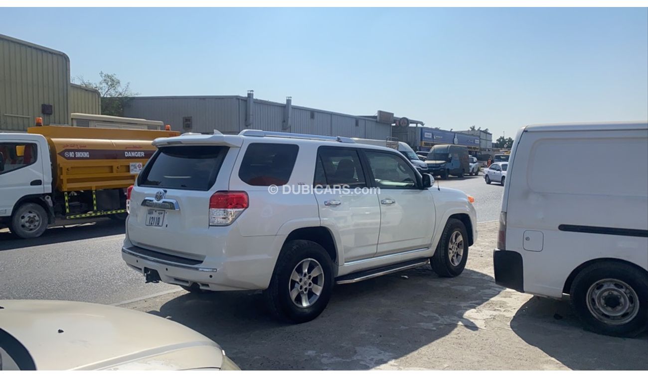 Toyota 4Runner SR5 PREMIUM 4.0L V6 2012 AMERICAN SPECIFICATION