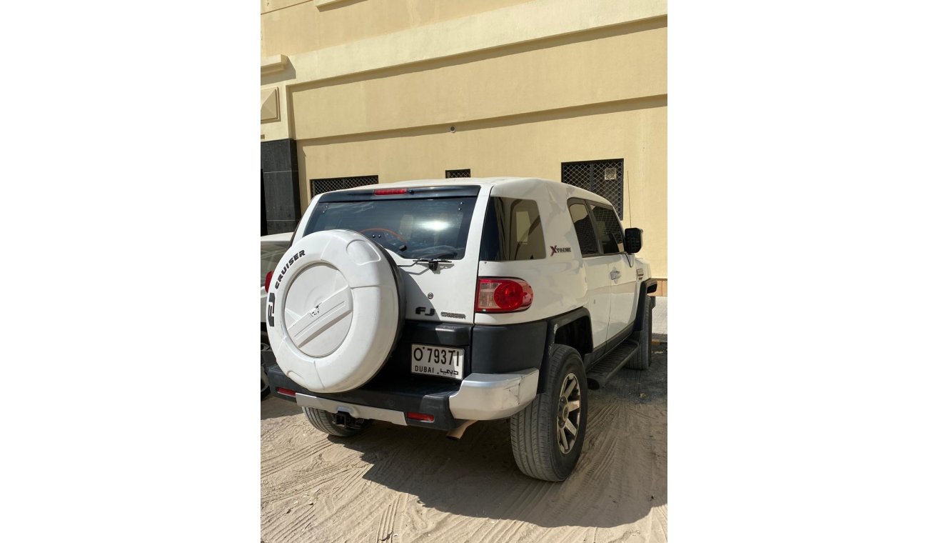 تويوتا إف جي كروزر Fj cruiser 2008