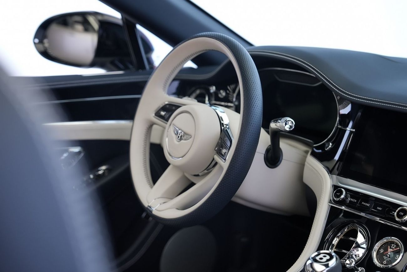 Bentley Continental GTC Bentley GTC V8S Full Carbon Exterior