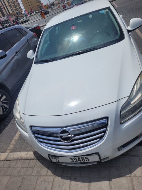 Opel Insignia Edition 1.6L