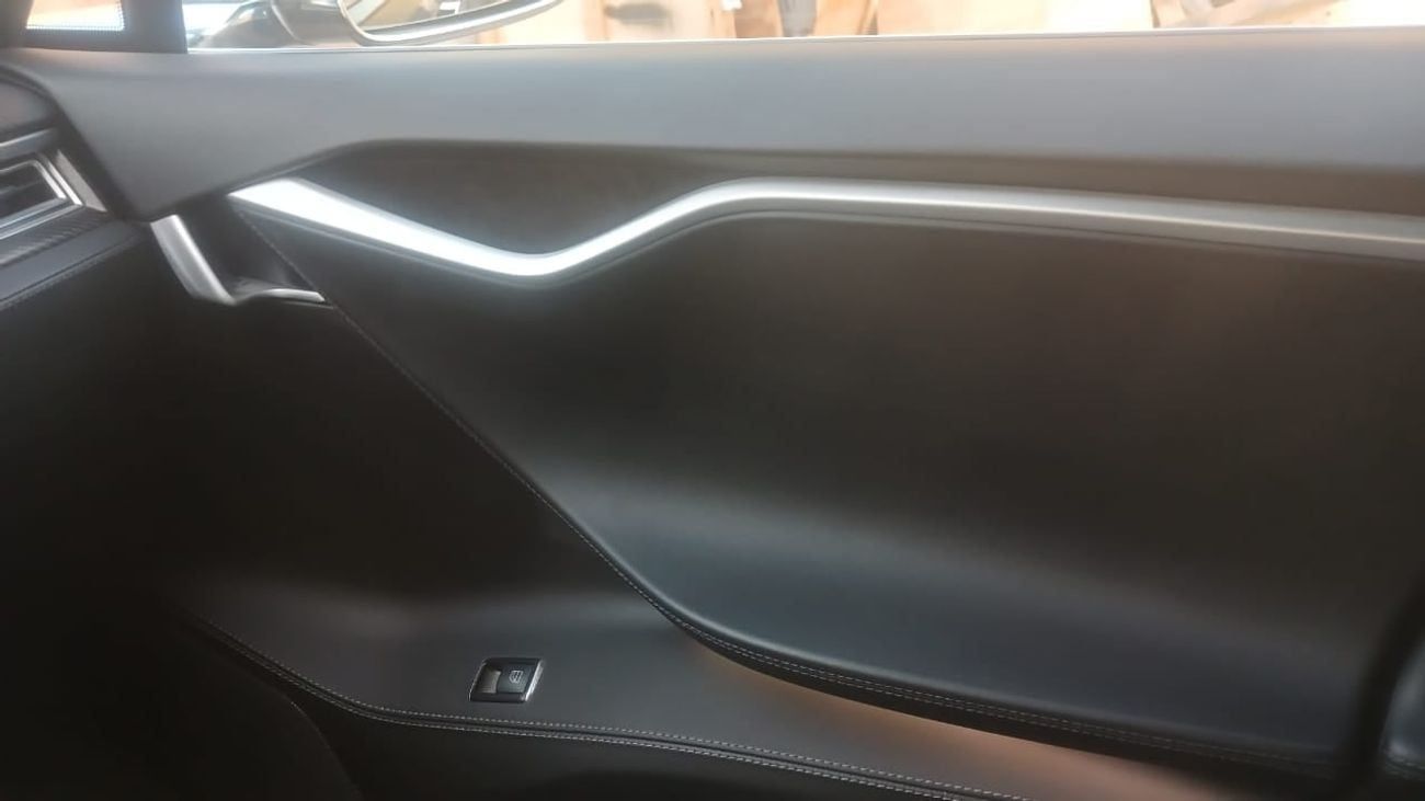 تسلا Model S P100D