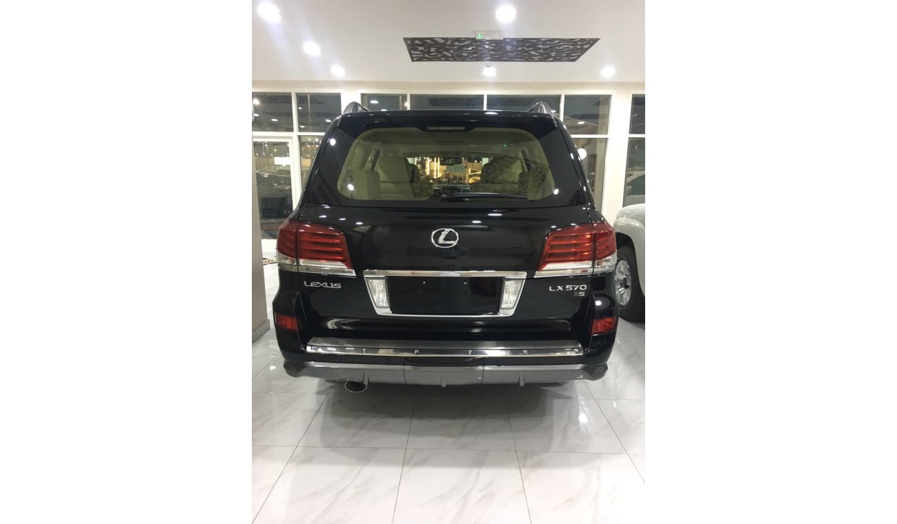 Lexus LX570