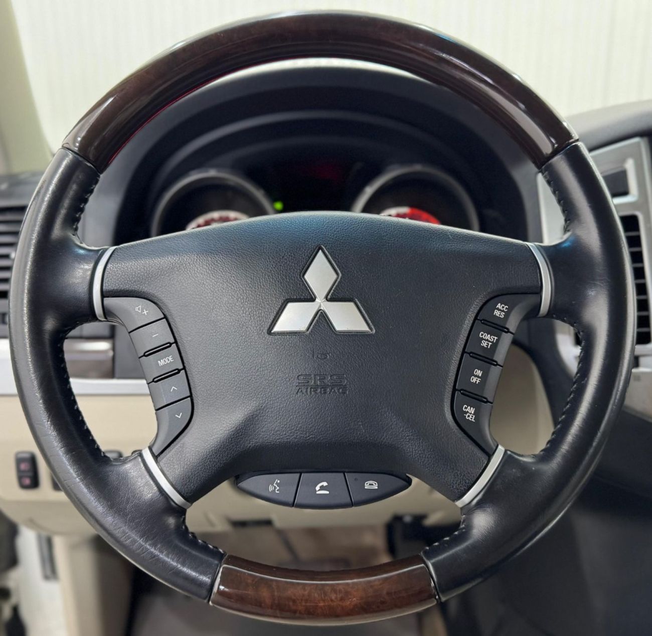 Mitsubishi Pajero GLS 3.8L 2020 Mitsubishi Pajero GLS V6, Warranty, Full Mitsubishi Service History, Low Kms, GCC