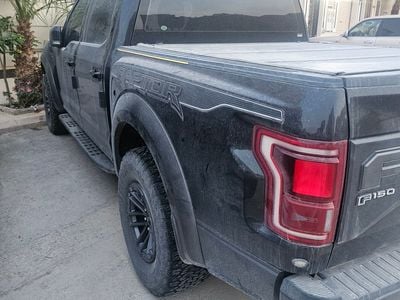 Ford F-150 RAPTOR CREW CAB LUX