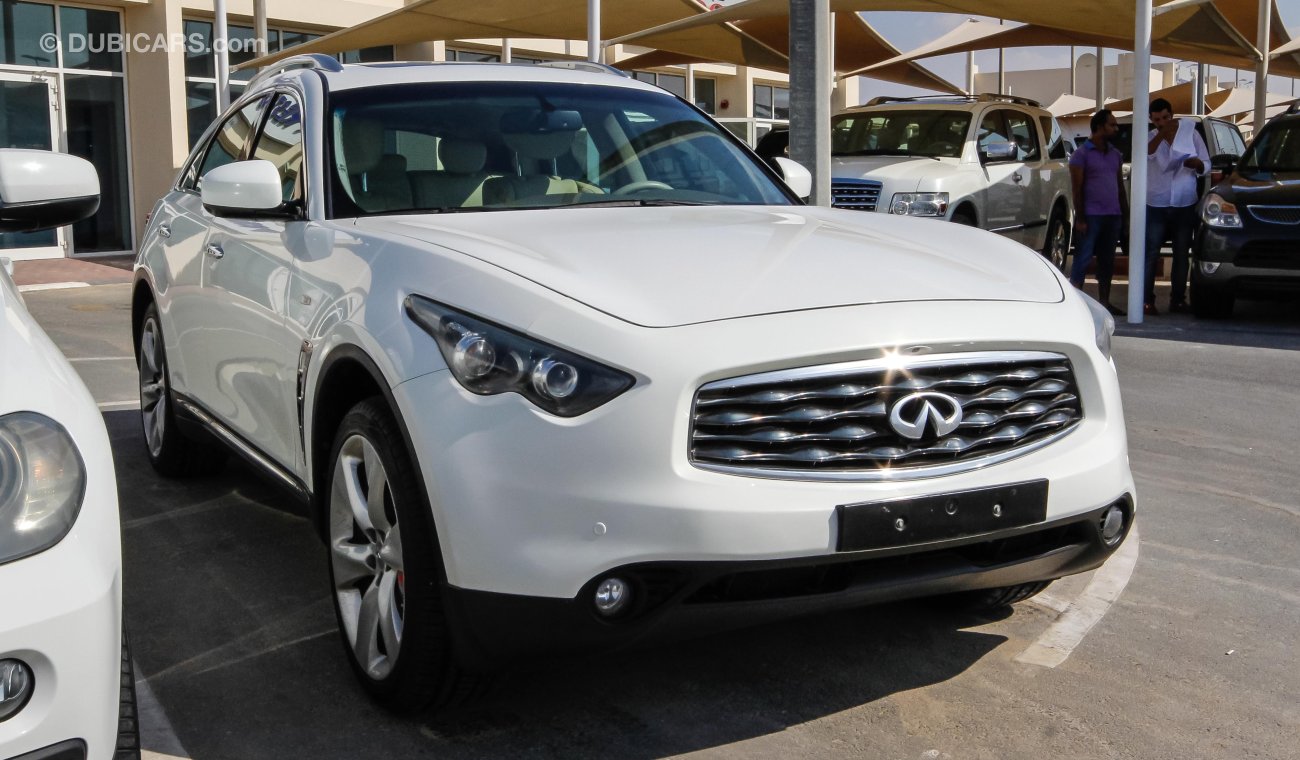 Infiniti FX50 S