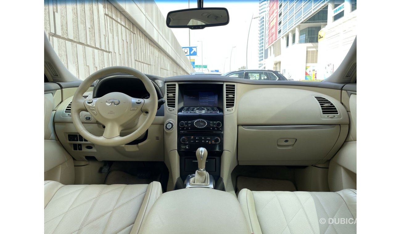 Infiniti QX70 LUXURY 3.7L | GCC | EXCELLENT CONDITION | FREE 2 YEAR WARRANTY | FREE REGISTRATION | 1 YEAR FREE INS