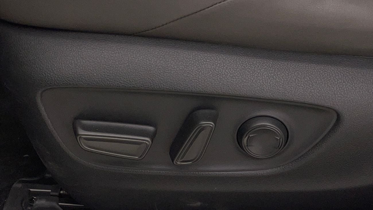 تويوتا راف ٤ ADVENTURE 2.5 | بدون دفعة مقدمة | اختبار القيادة في المنزل