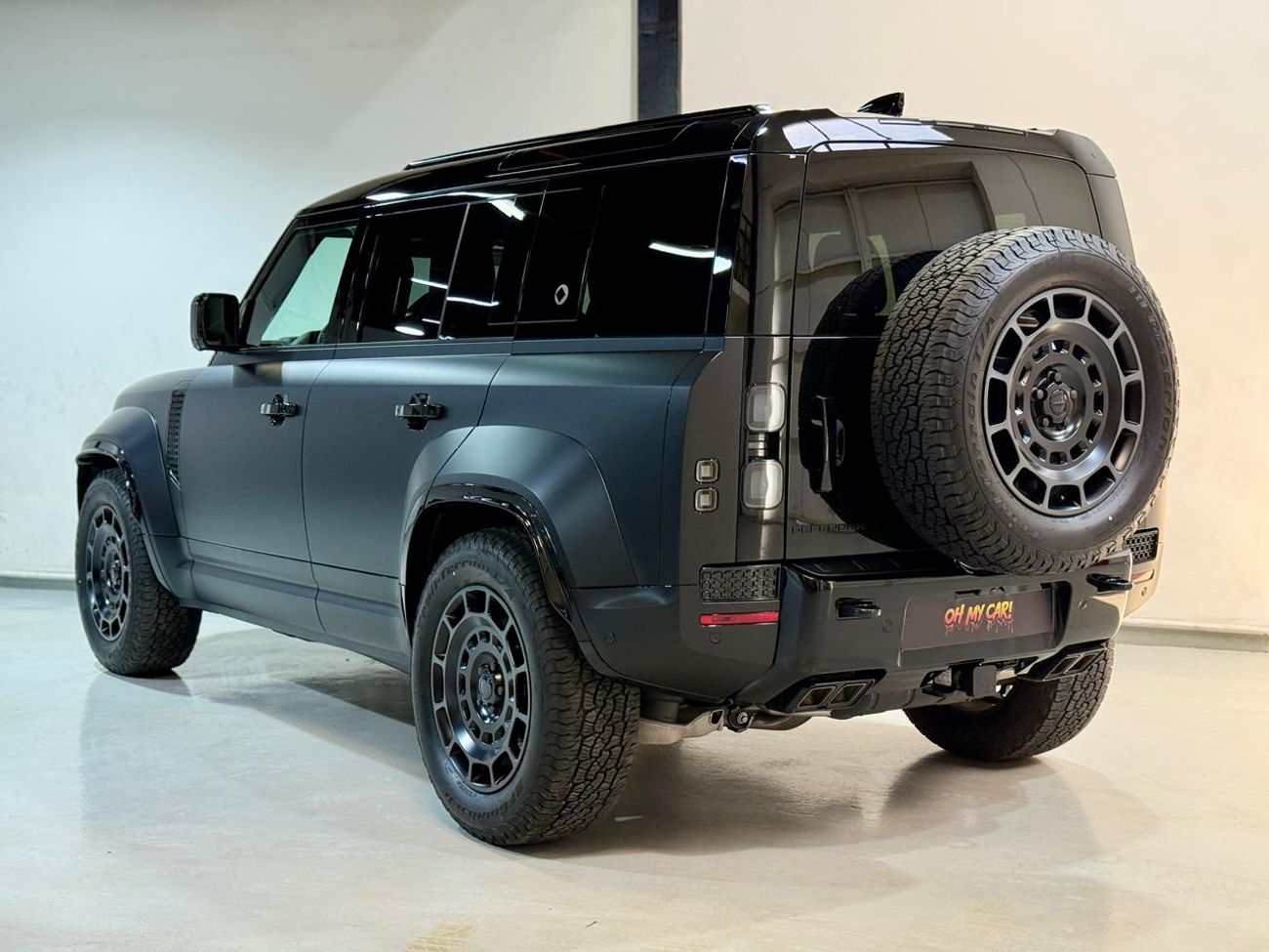 لاند روفر ديفندر 110 P635 OCTA V8 2026