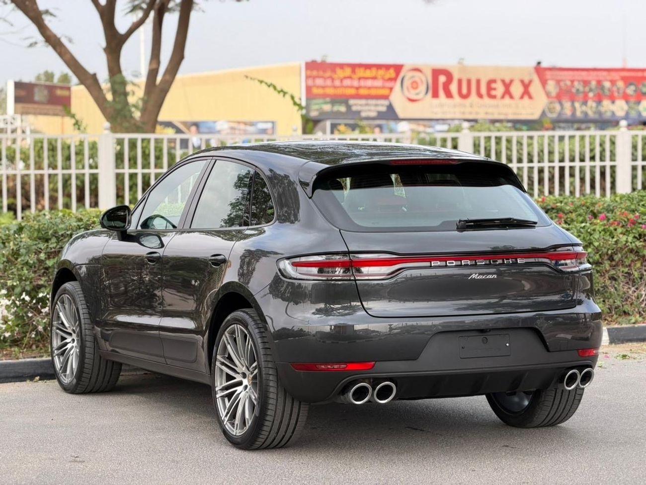 Porsche Macan Std 2.0L (252 HP)