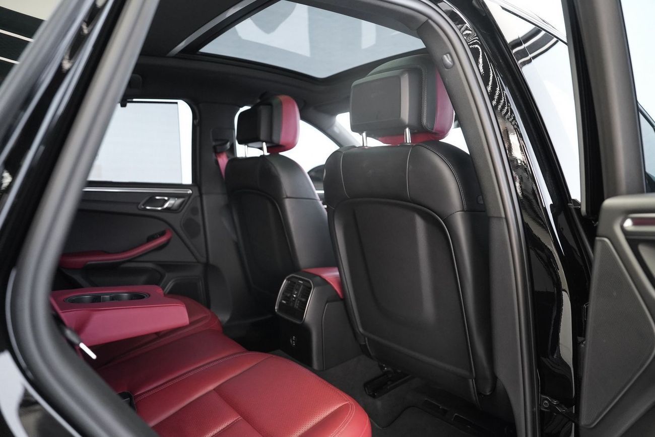 Porsche Macan Std 2.0L (252 HP)