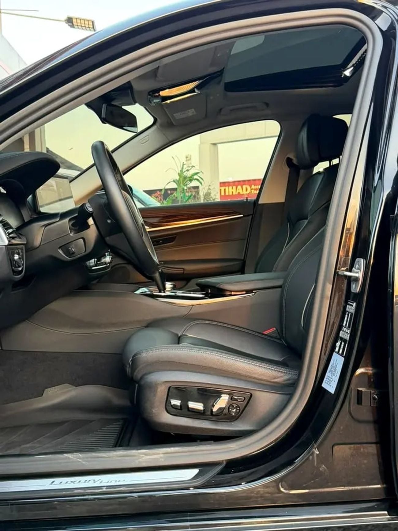 BMW 520i MIDDLE EAST EDITION 520i (Korean Specs)