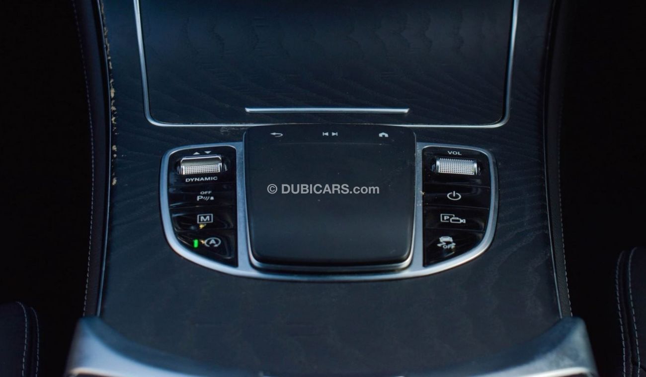 مرسيدس بنز GLC 300 4 Matic