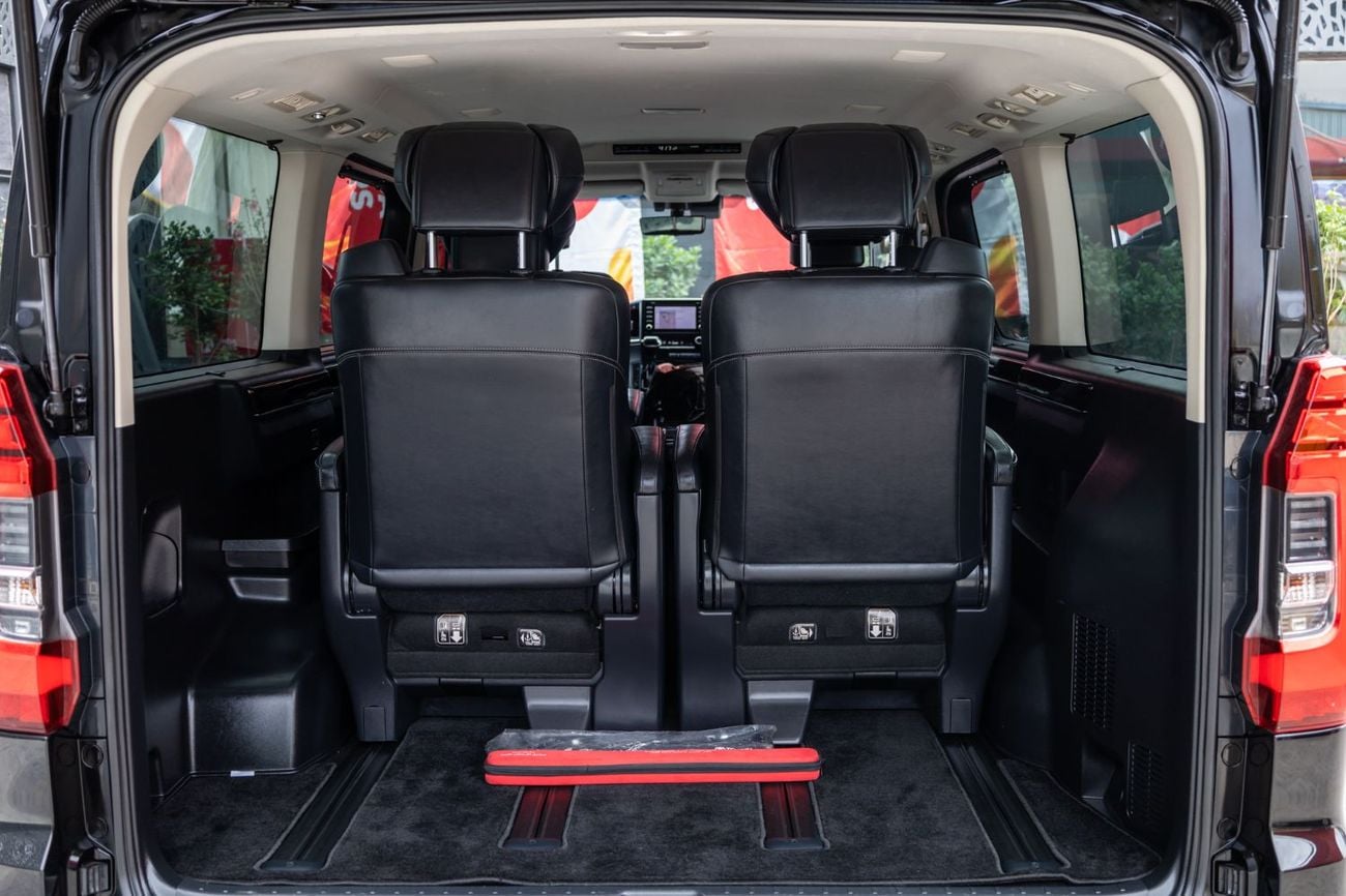 تويوتا جرافينا Premium 3.5L