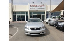 لكزس LS 460 2010 لكزس LS460 دفع خلفي فضي داخل زعفران اوراق جمارك بدون دعم او صبغ بحالة الوكاله