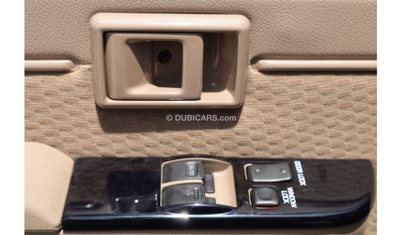 Toyota Land Cruiser Pick Up TOYOTA_LAND_CRUISER_PICK_UP_SINGLE_4.0_V6_GASOLINE_2022