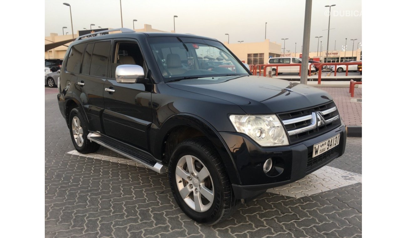 Mitsubishi Pajero Mitsubishi  Bagheera full option3.8L2007