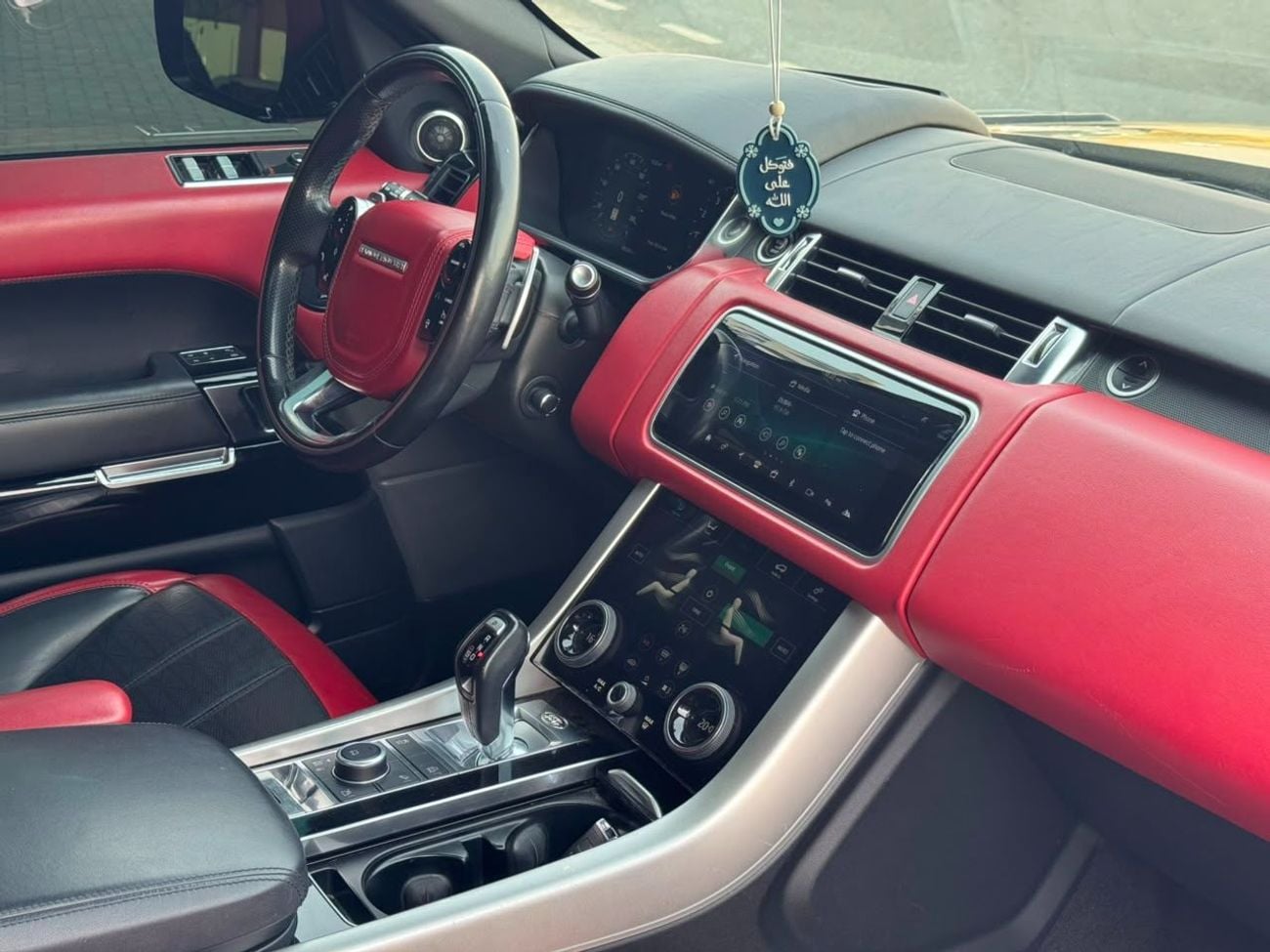 Land Rover Range Rover Sport AUTOBIOGRAPHY DYNAMIC V8 5.0L SUPERCHARGE / BIG SCREEN / PREMIUM SOUND SYSTEM / HEAD UP DISPLAY / 36