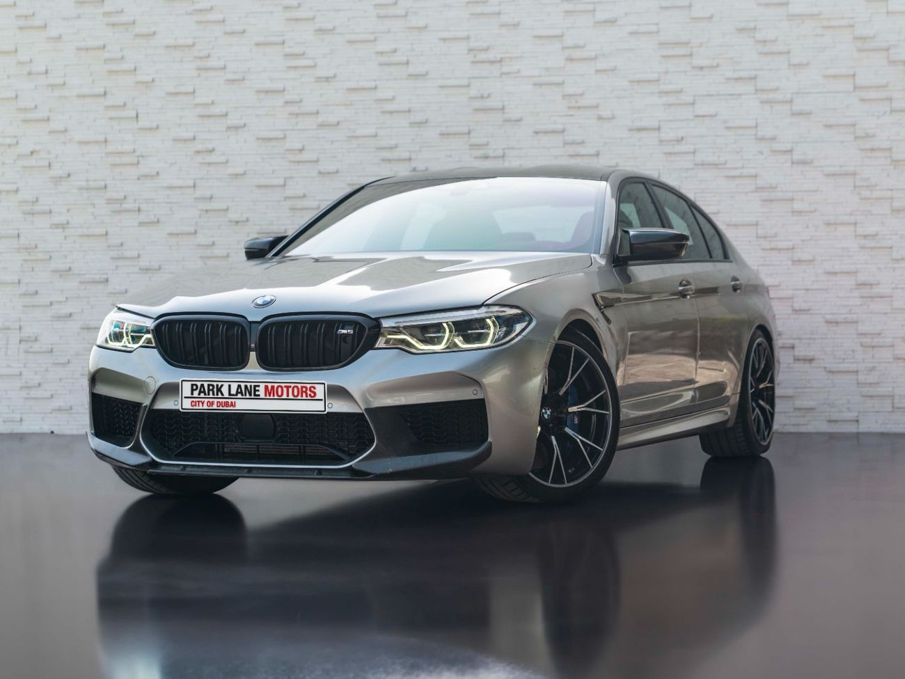 BMW M5 Competition 4.4L (617 HP)