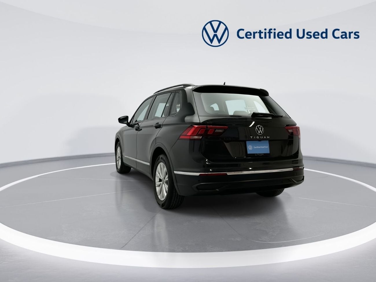 Volkswagen Tiguan LIFE 1.4L | Rear Camera | Spacious SUV | Well Maintained
