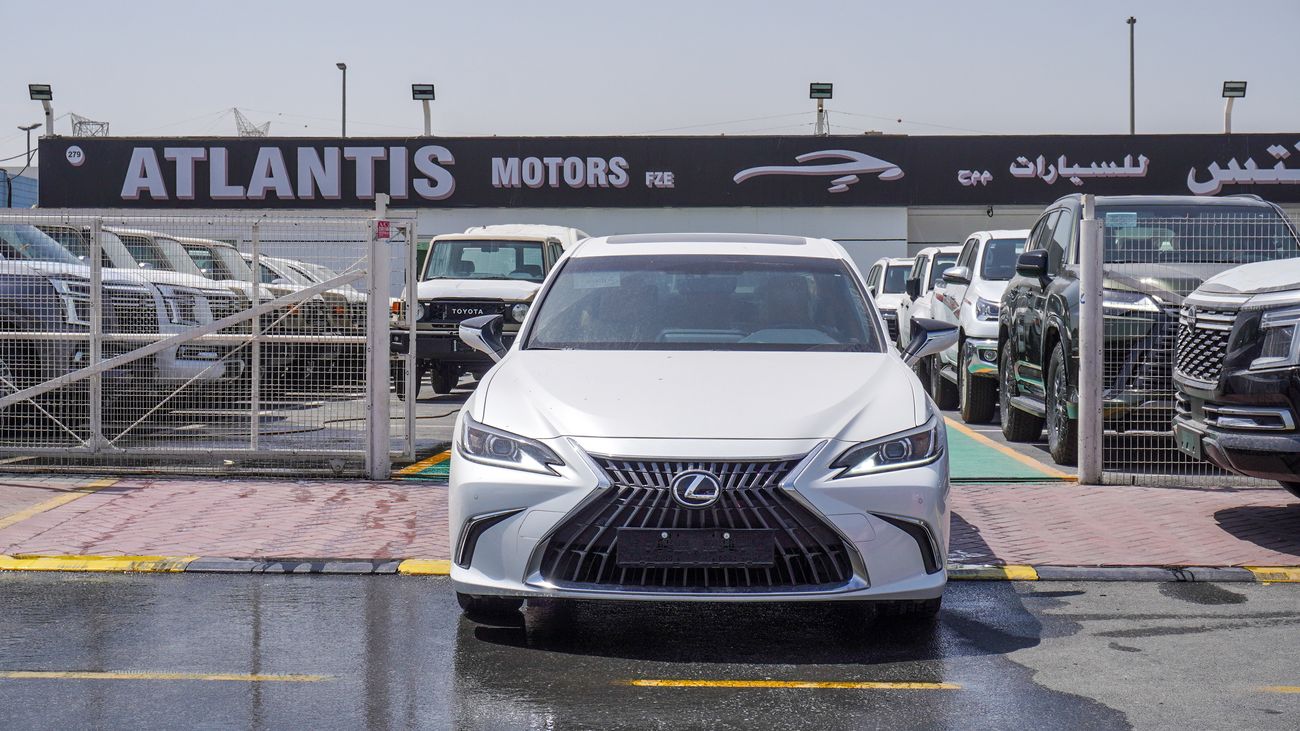 لكزس ES300h 2.5L Hybrid