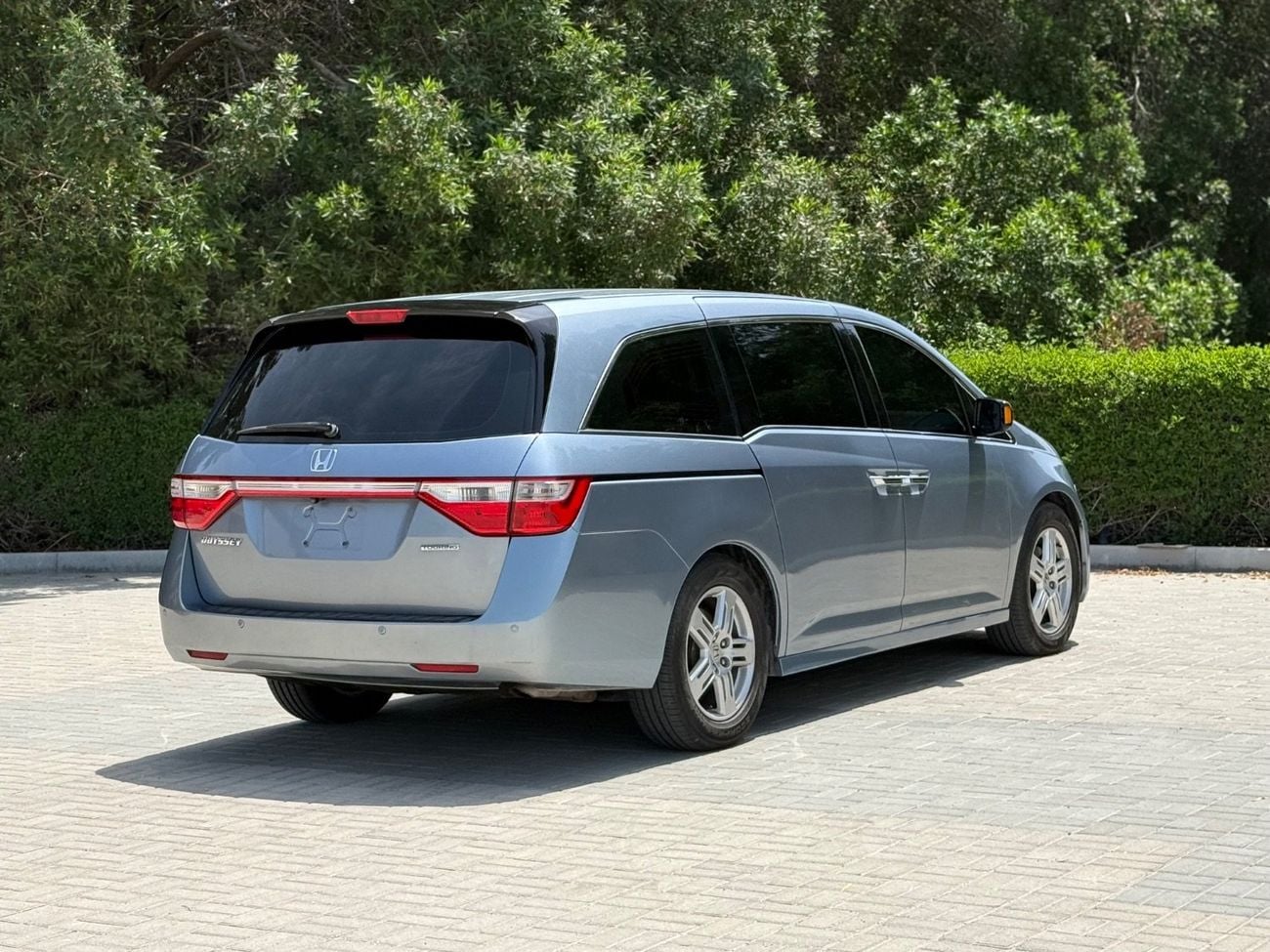 هوندا أوديسي Touring 3.5L (250 HP)