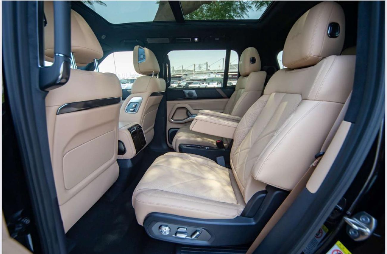 BYD Leopard 8 Smart and Brave Flagship Edition (6 Seats)