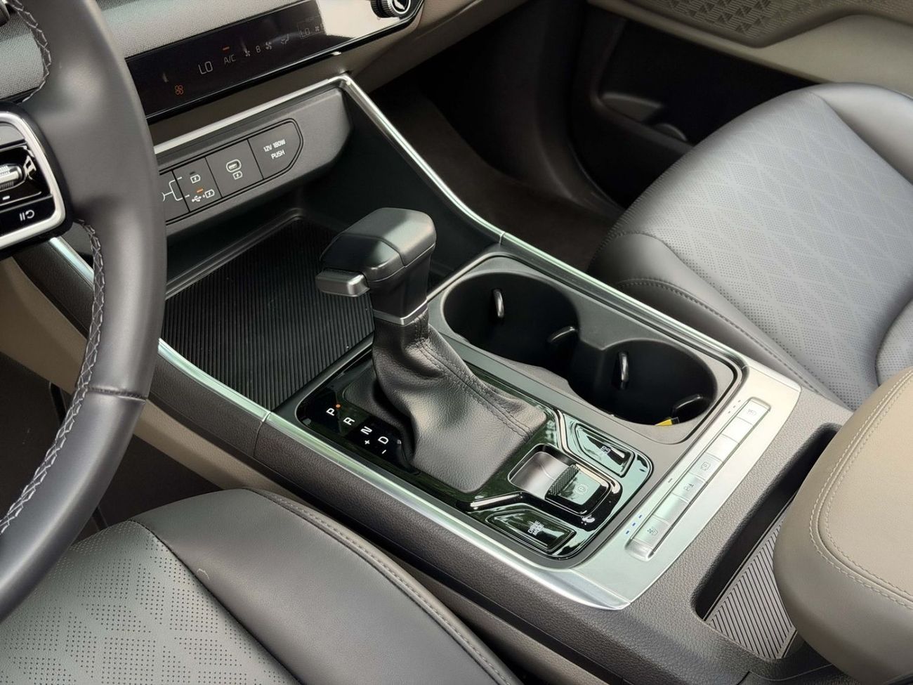 Kia Carnival EX DLX, миниатюра 9