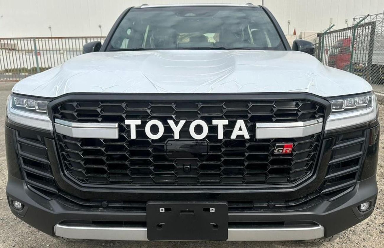 تويوتا لاند كروزر 2025 Toyota Land Cruiser LC300 GR-Sport (Full-Option with Radar) 3.5L V6 Twin Turbo Petrol A/T 4WD E