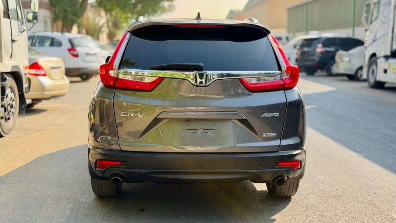 Honda CRV 2018 | 1500CC PETROL ENGINE | RHD | REAR VIEW CAMERA | AWD | PUSH START ENGINE | PARKING SENSOR