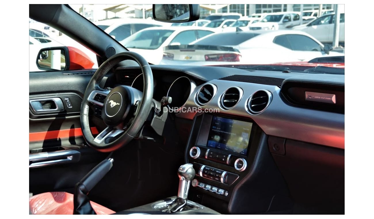 Ford Mustang EcoBoost M