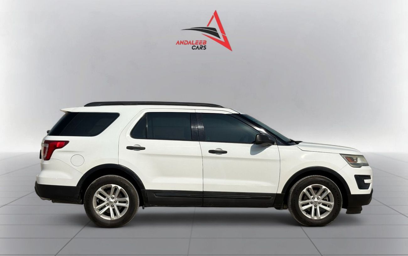 Ford Explorer FWD 3.5L V6 A/T | 2016 | GCC SPECS | WHITE EXTERIOR | AED 870 per month