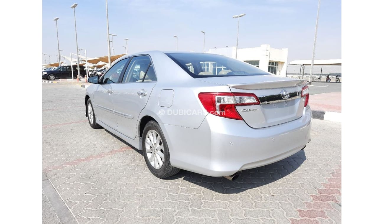Toyota Camry Toyota camery 2012 gcc SE+ very celen car