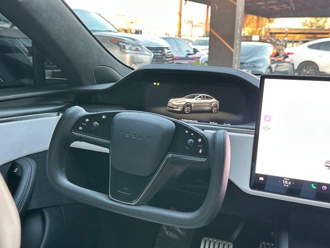 Tesla Model S PLAID