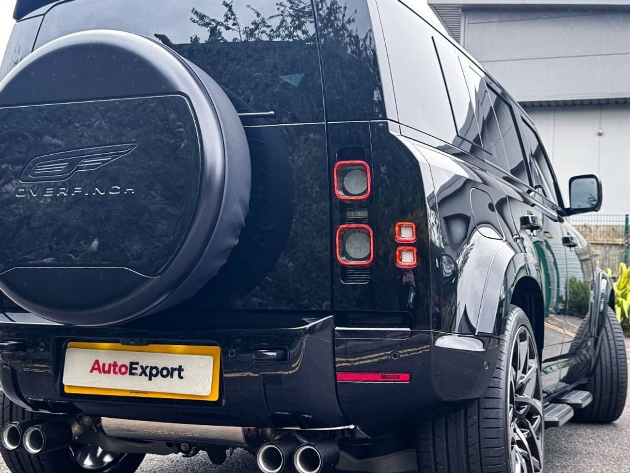 Land Rover Defender 110 X P425 5.0L V8 OVERFINCH in RIGHT HAND DRIVE (EXPORT ONLY)