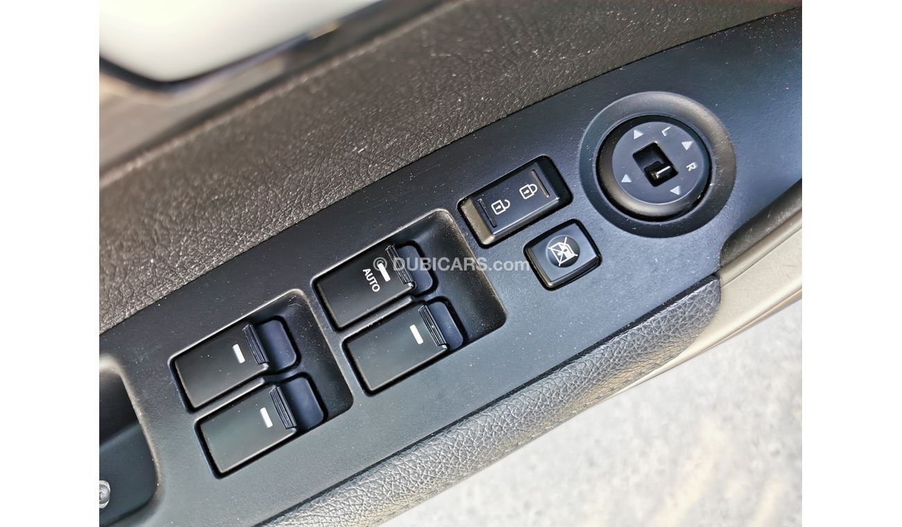 Kia Sportage 2.4L, 17" Rims, DRL LED Headlights, Active ECO Control, Bluetooth, Fabric Seats, USB (LOT # 241)