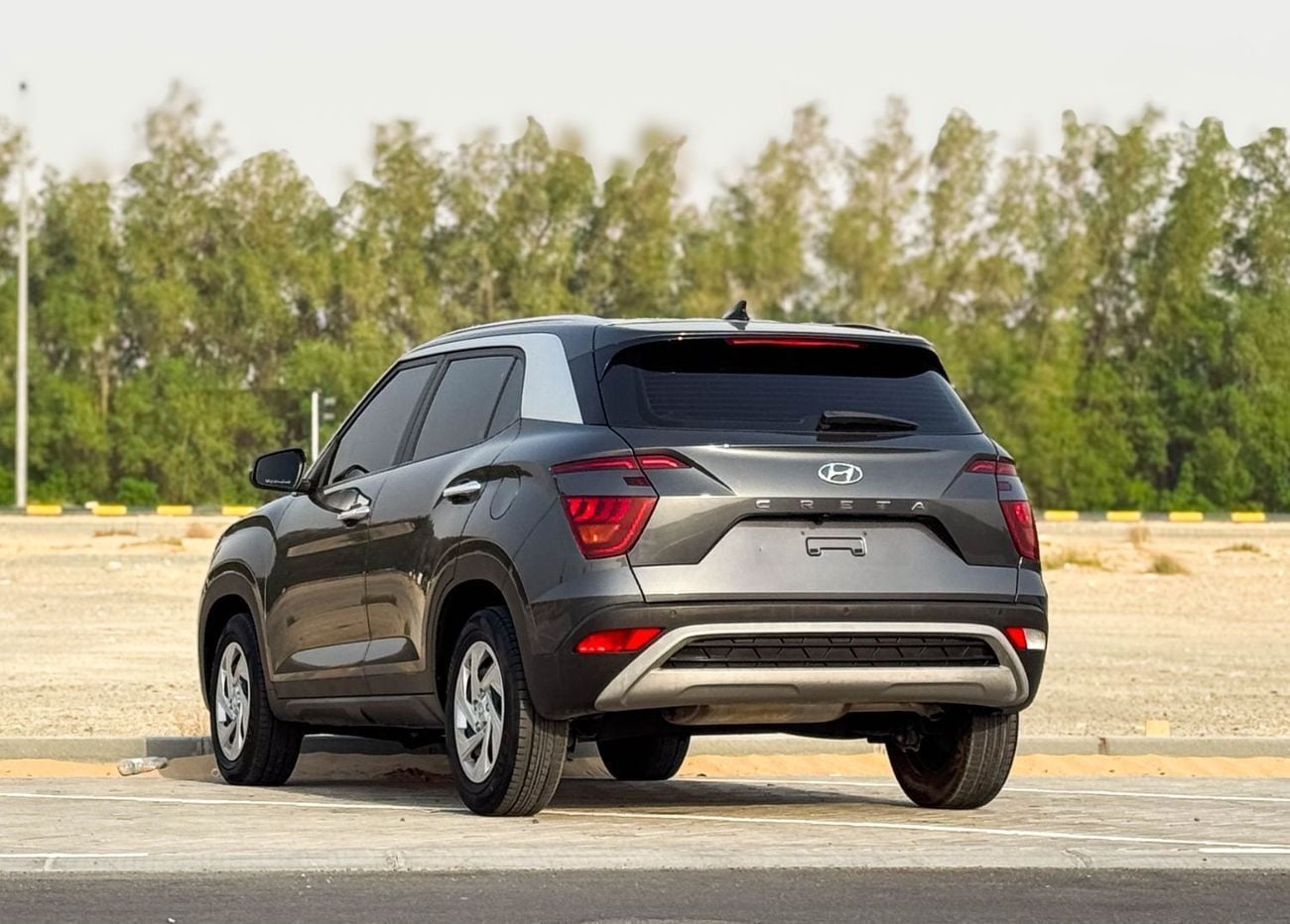 Hyundai Creta Base 1.6L Hyundai Creta 2023  GCC 1.6L , accident-free, in excellent condition 706 P.M