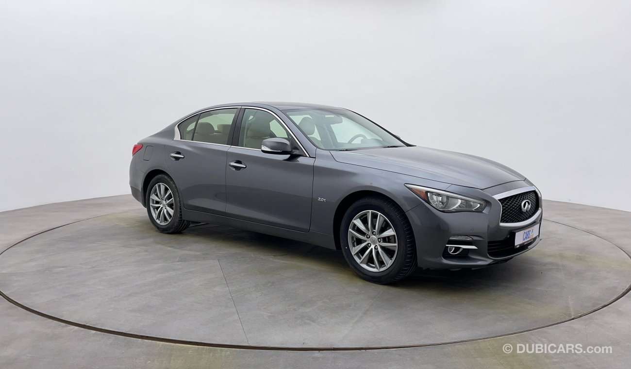 Infiniti Q50 Premium 2000